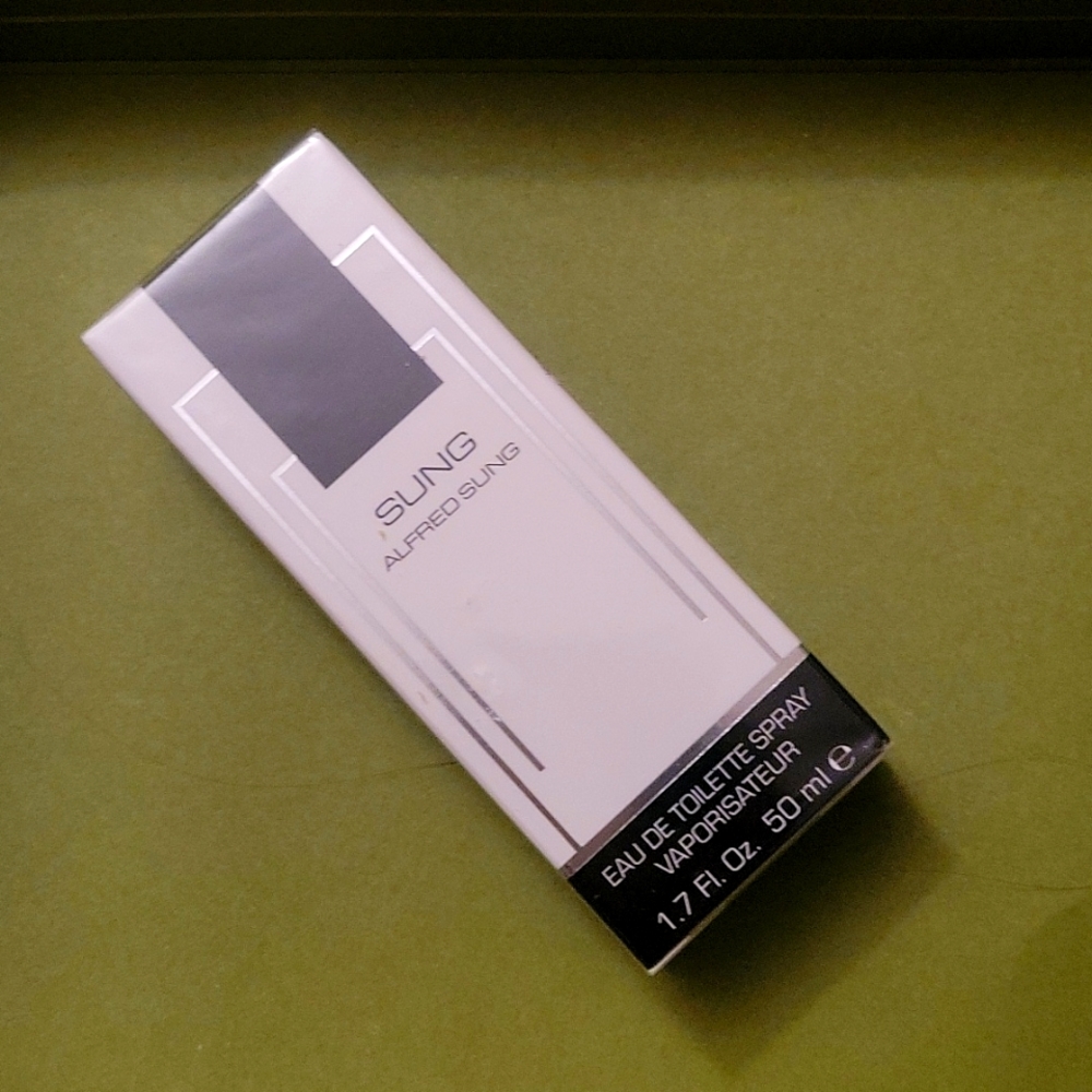 ❕️PERFUME NEW W/O TAGS